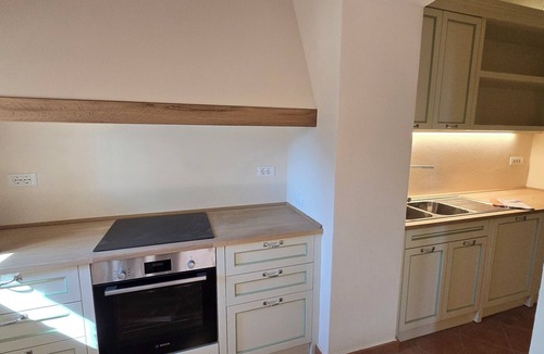 Castelnuovo di Val di Cecina House | Historic House Casa Magnolia - Castello di Vecchienna, 30mn from the sea