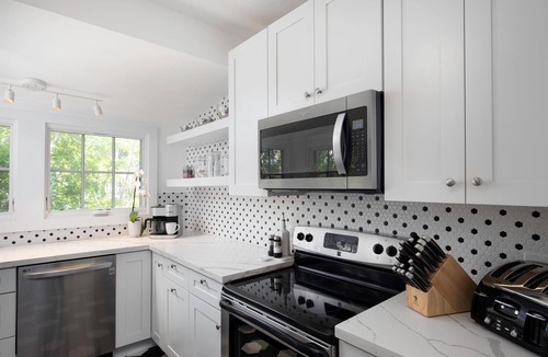Bahama Village House | Historic Mansion in Old Town Key West with Private Pool - Sleeps 16!