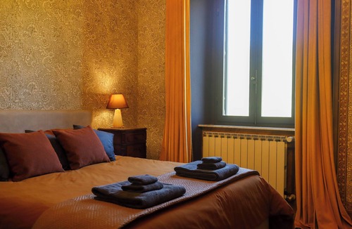 Castel Focognano Bed & Breakfast | Historical suite for writers and hikers