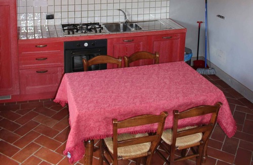 Monteverdi Marittimo Apartment | Holiday apartment with outdoor pool and air conditioning