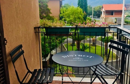 Piamboschi Apartment | Holiday Apartment 'Cà de Anto' with Mountain View, Balcony and Wi-Fi