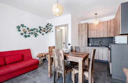 Casarza Ligure Apartment | Holiday Apartment "Villa Lice - Sciacchetrà" with Mountain View, Shared Garden & Wi-Fi