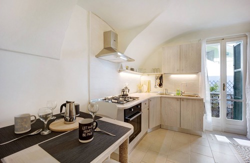 Dolceacqua Apartment | Holiday Apartment "Dolceacqua" with Wi-Fi