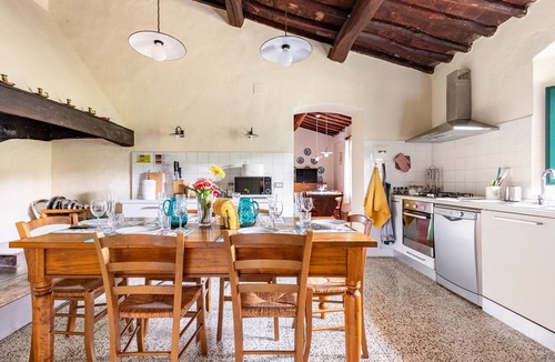 Tavarnelle Val di Pesa House | Holiday Home 'Casa Colombaia, Dimora Nel Chianti' with Private Pool, Wi-Fi and Air Conditioning