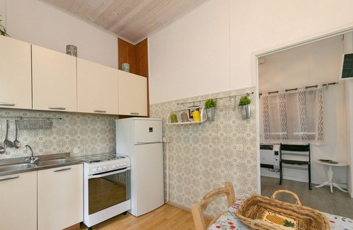 Castellina Marittima House | Holiday Home "Villetta Margherita" with Pool & Wi-Fi