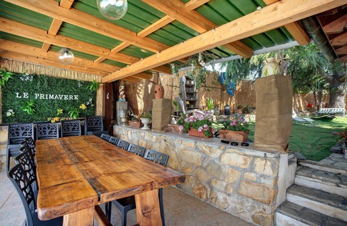 Sasso di Bordighera House | Holiday Home 'Casa Vacanza Le Primavere' with Sea View, Wi-Fi and Air Conditioning
