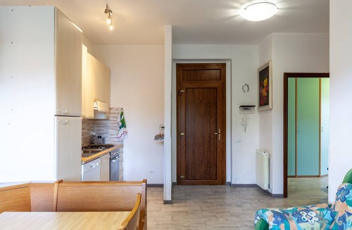 Marina di Carrara House | Holiday Home 'A Due Passi Dalla Spiaggia' with Terrace