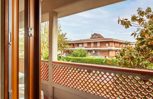 Marina di Carrara House | Holiday Home 'A Due Passi Dalla Spiaggia' with Terrace
