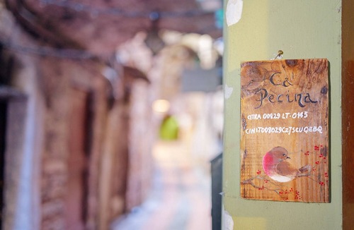 Dolceacqua House | Holiday Home 'Ca' Pecina' with Wi-Fi