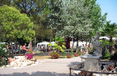 Badiaccia House | Holiday Home Camping Badiaccia-2 by Interhome