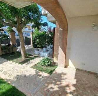 Loreto Aprutino House | Holiday Home Daphne Experience - by Interhome