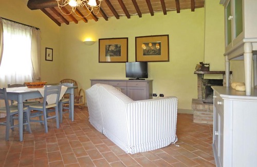 Pomarance House | Holiday Home Ginestra by Interhome
