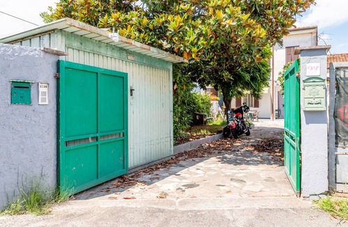 Marina di Carrara House | Holiday Home 'Relax Al Mare' with Private Terrace, Private Garden and Wi-Fi