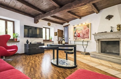 Starda House | Holiday Home La Casa di Fiore by Interhome