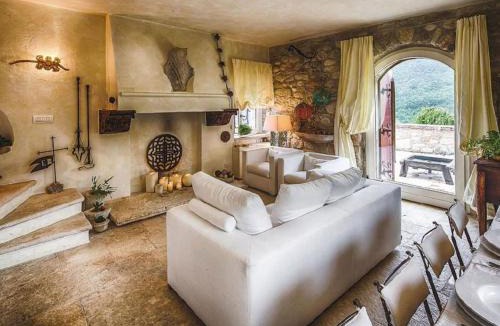 Montefortino House | Holiday Home MarcheAmore - La Roccaccia by Interhome