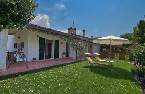 San Feliciano House | Holiday Home near Lake Trasimeno