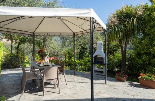 Dolcedo House | Holiday Home Villa Paradiso - DOL192 by Interhome