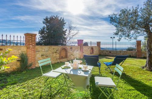 Montescudaio House | Holiday Home Villino PERO by Interhome