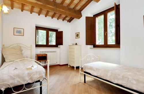 San Severino Marche House | Holiday house San Severino Marche for 1 - 14 persons with 5 bedrooms - Holiday home