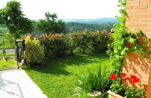 Contignano House | Holiday house Contignano for 1 - 4 persons with 2 bedrooms - Row house