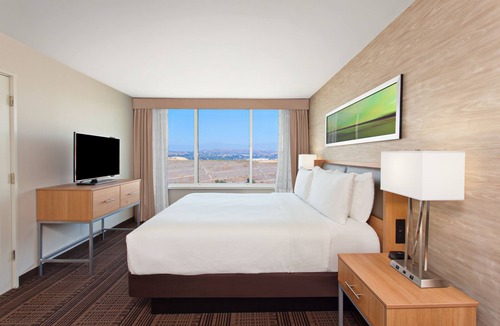 Valle Lindo Hotel | Holiday Inn Diamond Bar - Pomona by IHG