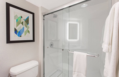 West Los Angeles Hotel | Holiday Inn Express West Los Angeles by IHG
