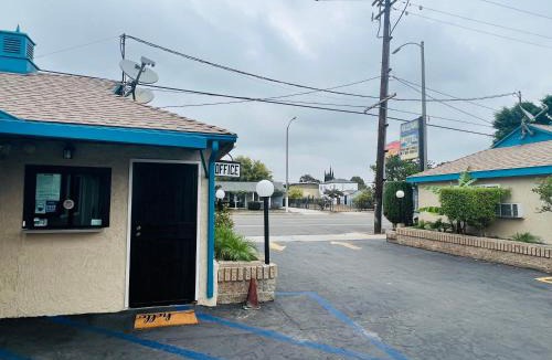 Hawthorne Hotel | Holly Park Motel near LAX
