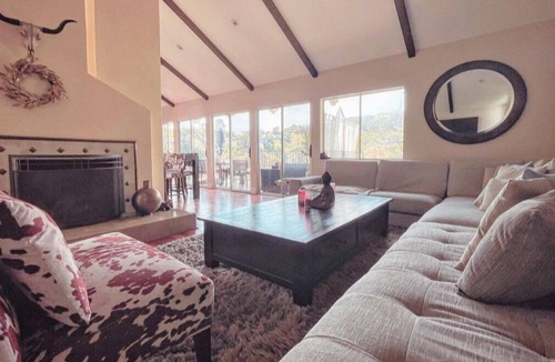 Hollywood Hills Villa | Hollywood Hills Villa