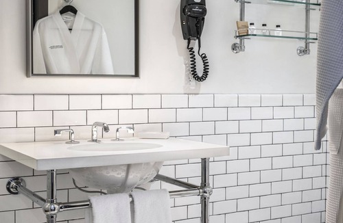 East Hollywood Hotel | Hollywood Hotel