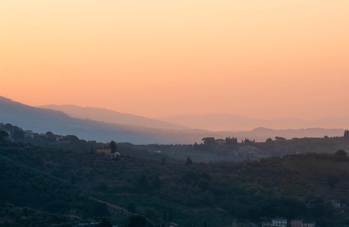 Lisciano Niccone Apartment | Homerez - Appartement for 7 ppl. with shared pool and garden at Lisciano Niccone