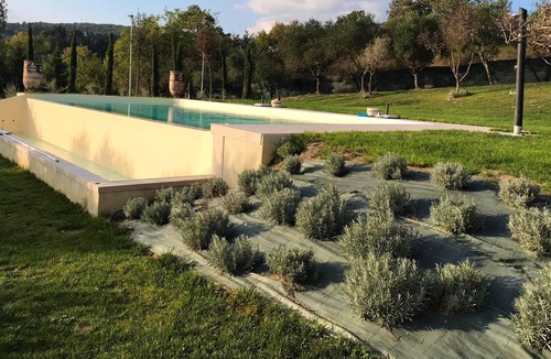 Perugia Apartment | Homerez - Appartement for 6 ppl. with shared pool and garden at Perugia