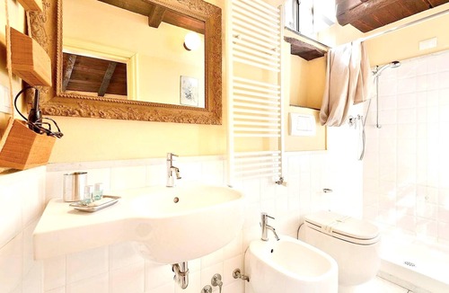 Caste House | Homerez - Beautiful house for 5 ppl. with terrace at Riccò del Golfo