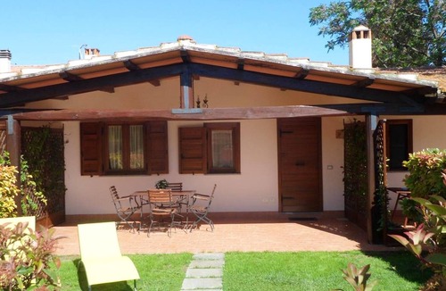 Pescia Romana House | Homerez - Beautiful house 3 km away from the beach for 4 ppl. at Pescia Romana