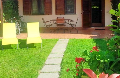 Pescia Romana House | Homerez - Beautiful house 3 km away from the beach for 4 ppl. at Pescia Romana