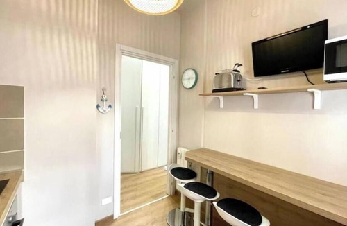 Borghetto Santo Spirito Apartment | Hostdomus - Beach House