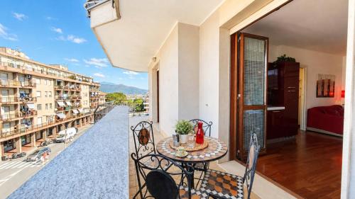 Albenga Apartment | Hostdomus - Essaouira