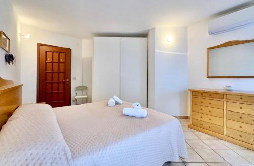 Finale Pia Apartment | Hostdomus - Grace Apartment