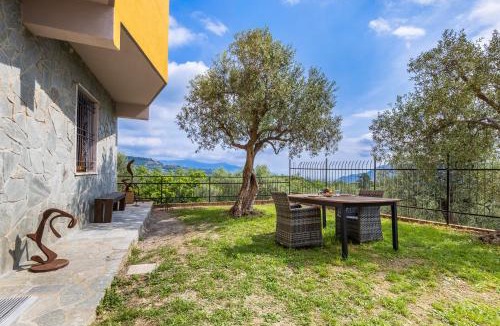 Paravenna Apartment | Hostdomus - La Rocca