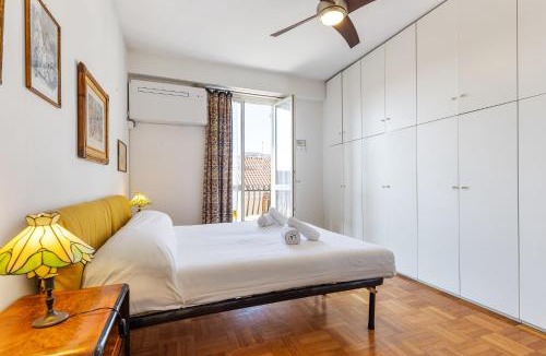 Finale Pia Apartment | Hostdomus - Villa Viola Terrace Suite free parking