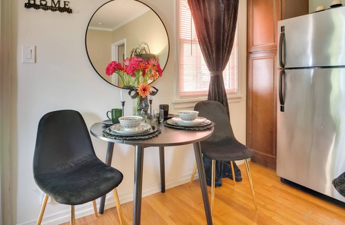 View Park-Windsor Hills Apartment | Hot Tub Relaxation: Studio 4 Mi to SoFi Stadium!