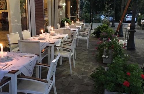 Borgo Montone Hotel | Hotel Adriatico