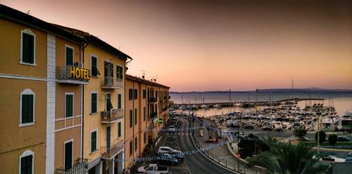 Porto Santo Stefano Hotel | Hotel Alfiero