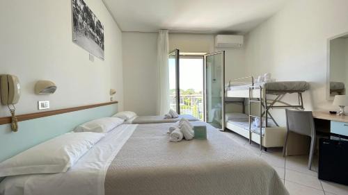 Pinarella Hotel | Hotel Amedea