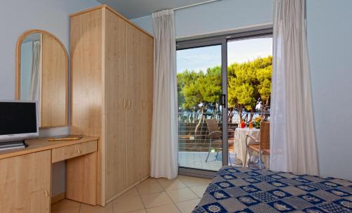 Alba Adriatica Hotel | Hotel Antares