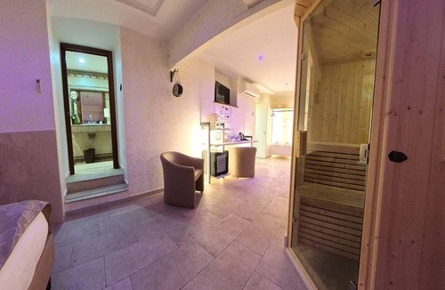 Bagni di Tivoli Hotel | Hotel Aurora