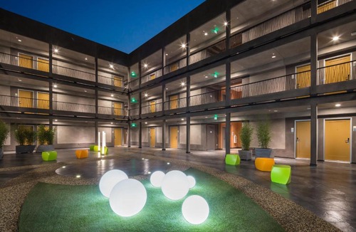 Pico-Union Hotel | Hotel Aventura