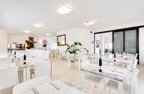 Pinarella Hotel | Hotel Blues