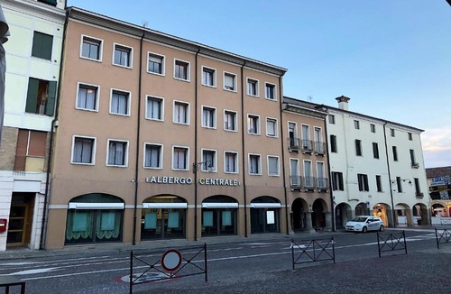 Este Hotel | Hotel Centrale