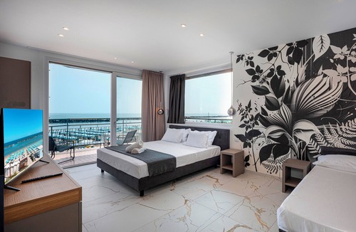 Cagnona Hotel | HOTEL COLA FRONTEMARE