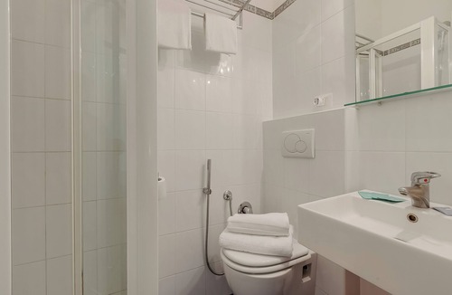 Laigueglia Hotel | Hotel Del Golfo 52, Laigueglia, Italy